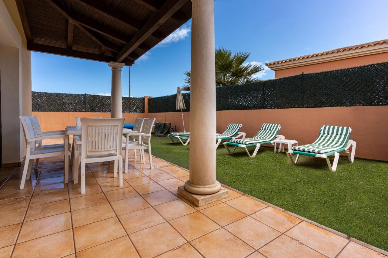 Villa Serenity Private Pool Corralejo By Holidays Home Exteriör bild